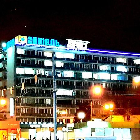 Tourist Hotel Charkiv Esterno foto